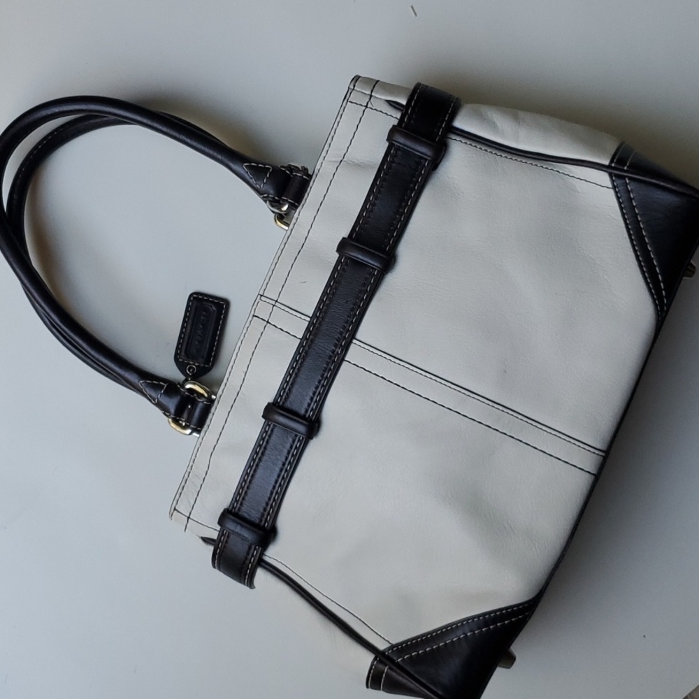 Coach Hampton satchel - Picture 2 of 8